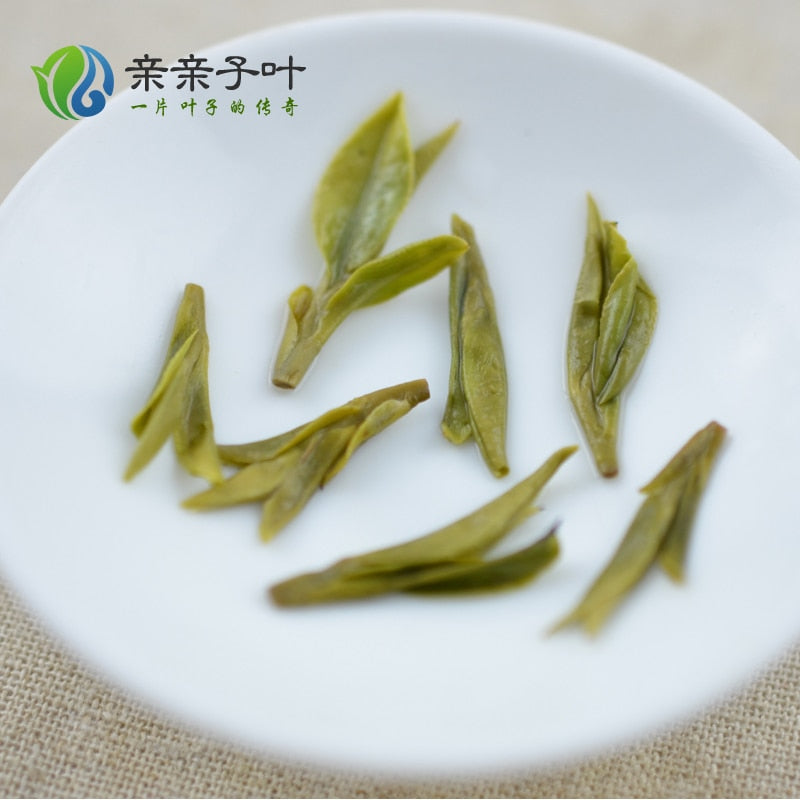 HelloYoungChinese Tea Longjing Tea Spring Green Tea West lake Longjing Tea 50g Long Jing tea