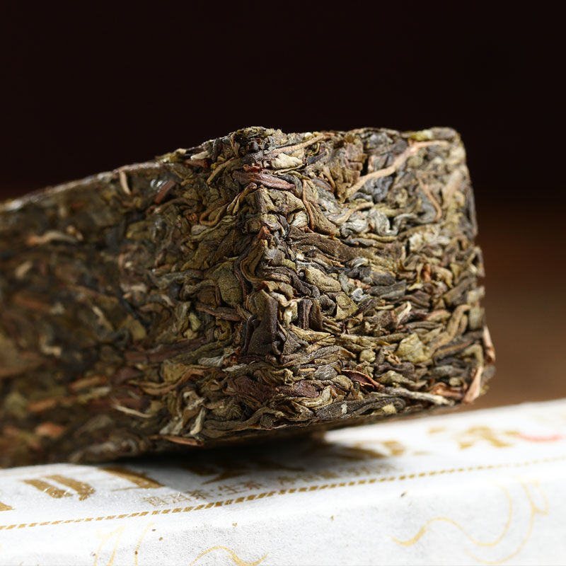 300g Old Tree Pu-erh Raw Tea Xigui Early Spring Puerh Tea Yunnan Pu'er Green Tea