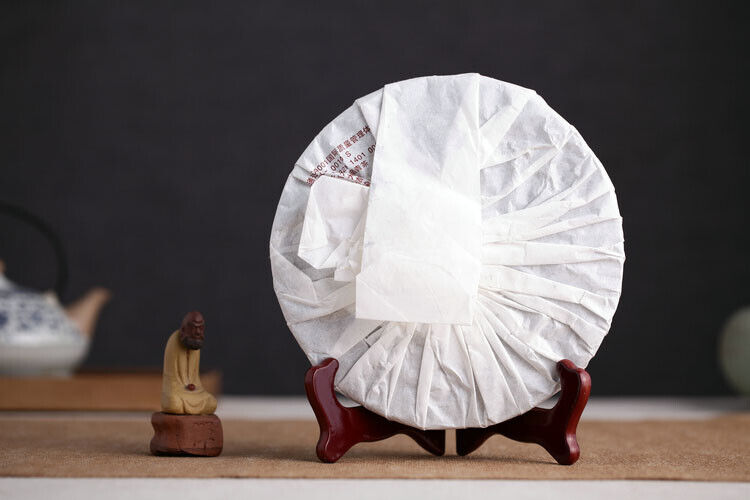 HelloYoung XiaGuan ECOLOGICAL PUERH BING Ancient Tree Tea Puer Tea Raw Iron Cake 357g