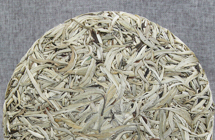 HelloYoung Silver Needle White Tea Ancient Tree Yunnan Moonlight White Single Bud 357g