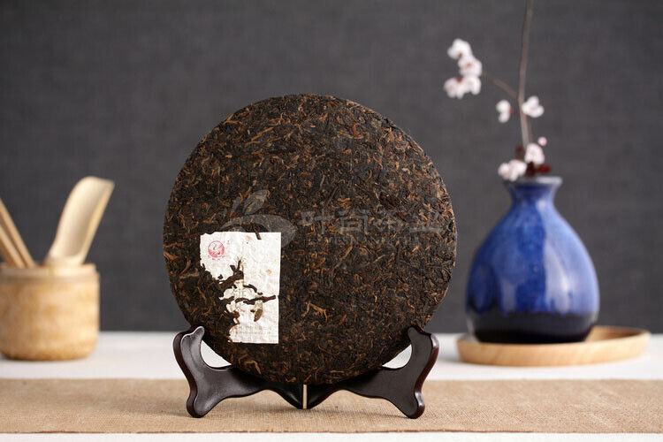HelloYoung Yunnan XiaGuan Tuocha Pu'er Tea Pu Er Ripe Shu Puer Pao Bing Cake 357g