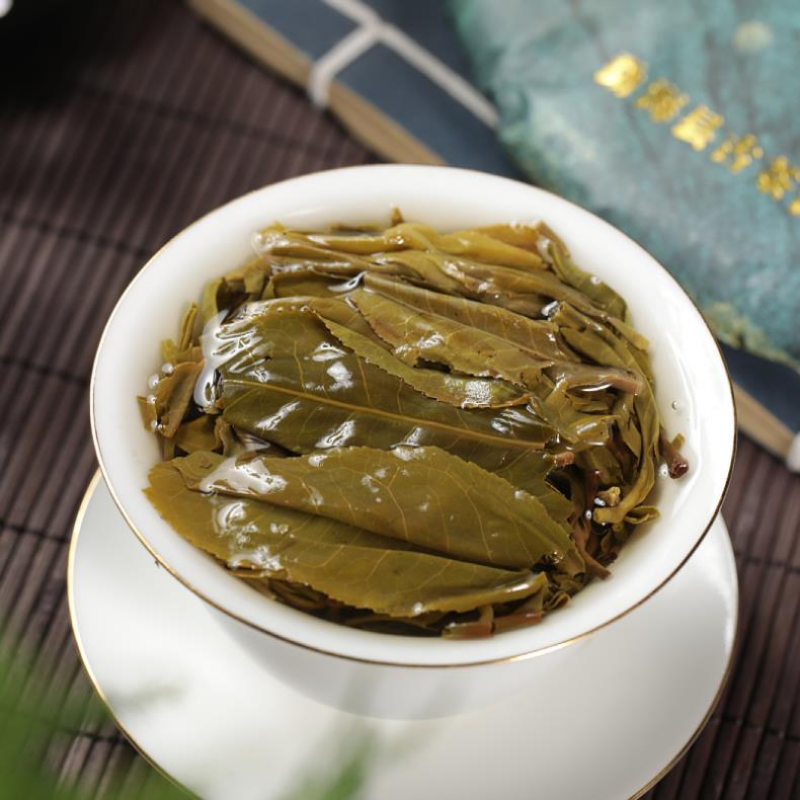 Authentic Laobanzhang Raw Puerh Tea Cake Yunnan Pu'er Qizi Pu-erh Shengcha 357g