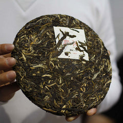 Yunnan Pu-erh Raw Tea Cake Lincang Puerh Shengcha Premium Pu'er Green Tea 357g