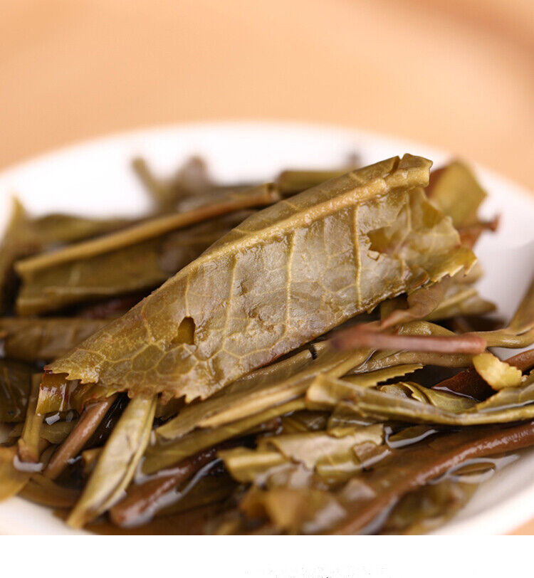 Year Lao Tong Zhi 9948 Raw Pu Er Tea Yunnan Haiwan Old Comrade Pu-erh 357g