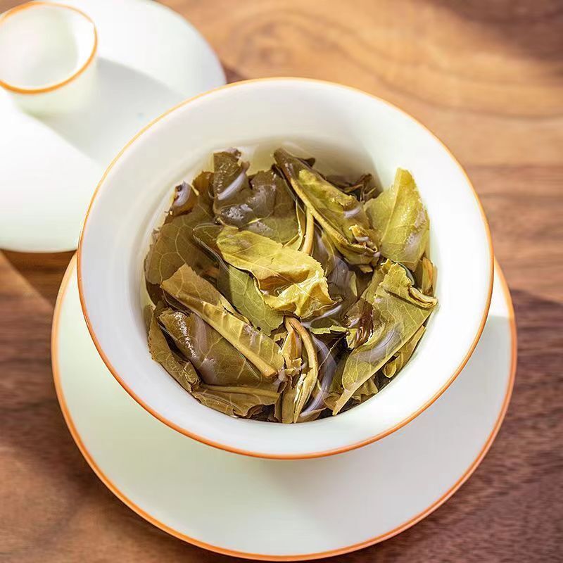 Laobanzhang Puerh Tea Cake Yunnan Pu-erh Raw Tea Old Tree Pu'er Green Tea 357g