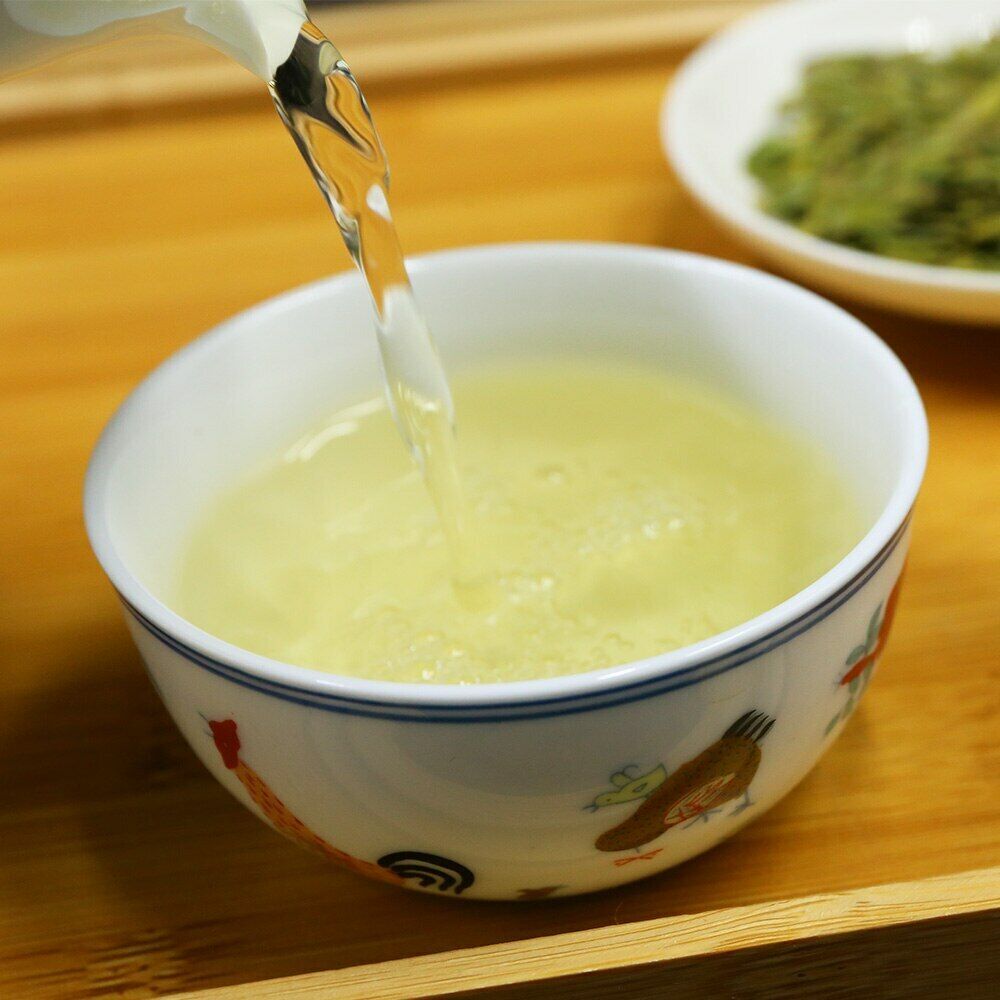 HelloYoung Chinese Longjing Green Tea Lung Ching Tea Xihu Dragon Well Long Jing 100g