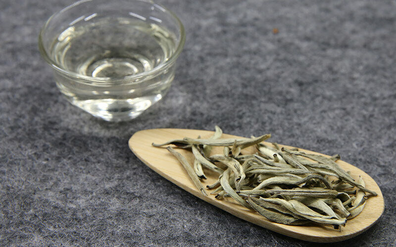 HelloYoung Special Grade Baihao Silver Needle White Tea Bai Hao Yin Zhen Tea
