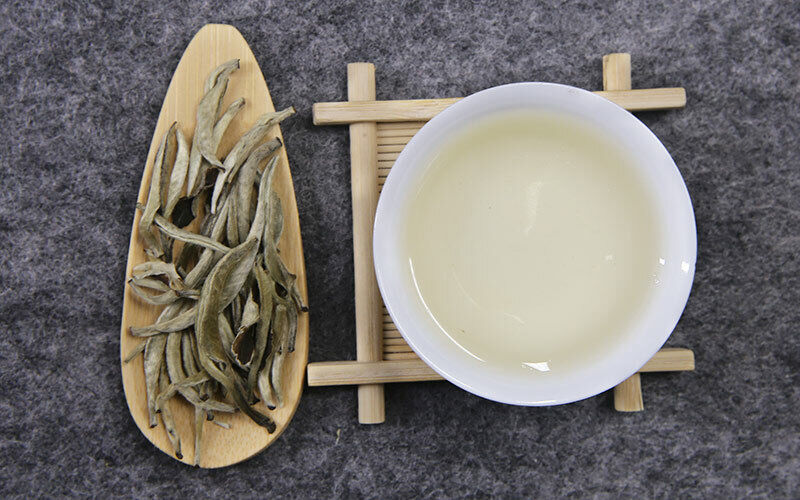 HelloYoung Special Grade Baihao Silver Needle White Tea Bai Hao Yin Zhen Tea