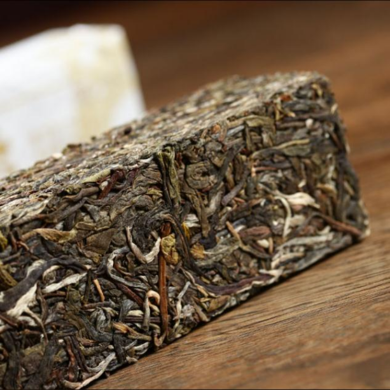 300g Old Tree Pu-erh Raw Tea Xigui Early Spring Puerh Tea Yunnan Pu'er Green Tea