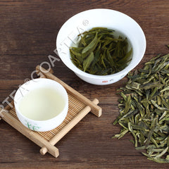 HelloYoung HELLOYOUNG Xihu Longjing Dragon Well Long jing Green Tea Spring Loose Leaf
