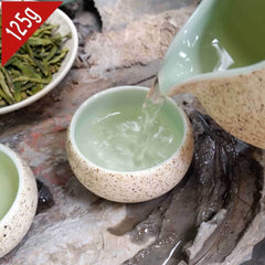 HelloYoung Longjing Tea Chinese Spring Fresh Dragon Well Long Jing 125g Gift Pack