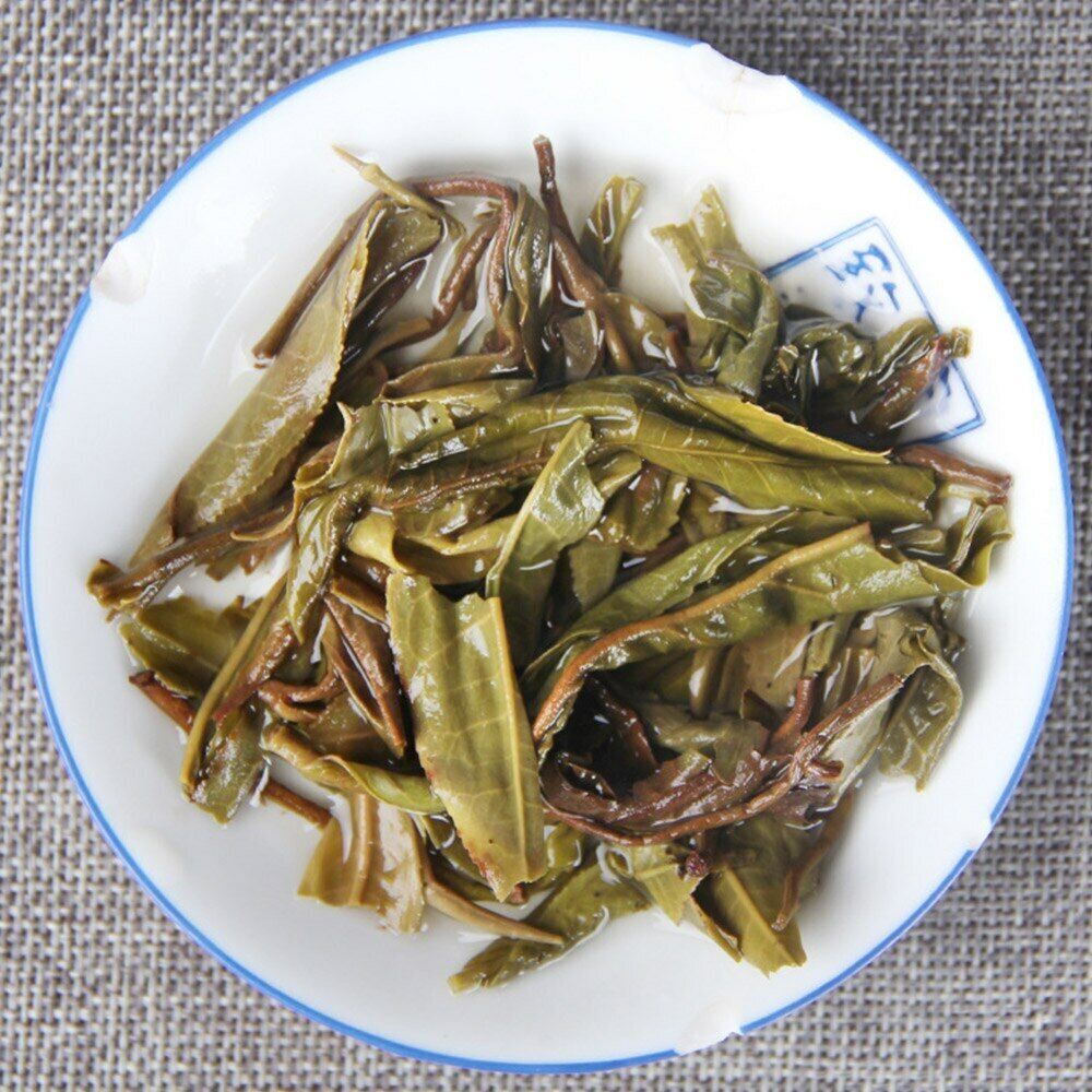 HelloYoung Yunnan Xigui Mountain Cha Puer Traditional Handmade Sheng Puerh Tea 357g