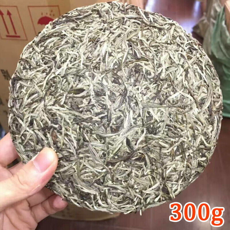 HelloYoung Premium Silver Needle White Tea Cake Chinese Organic Bai Hao Yin Zhen Cha 300g