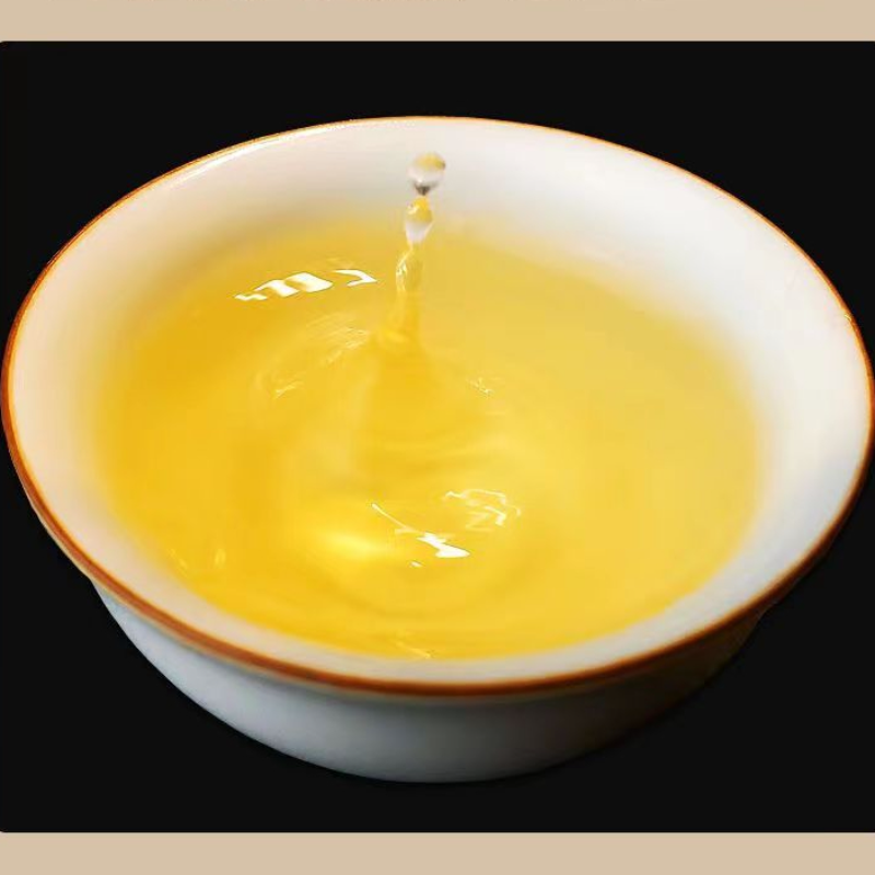Iceland Puerh Raw Tea Brick Golden Leaves Pu-erh Tea Yunnan Pu'er Green Tea 250g