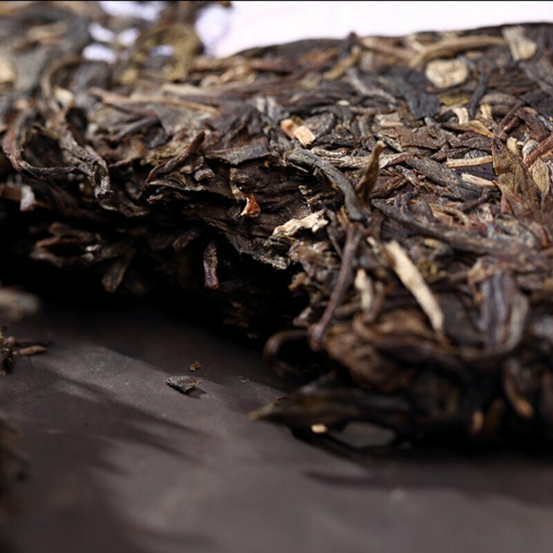 Classic 7542 Puer Superior Yunnan Menghai Dayi  Pu'er Tea Cake 357g TAETEA