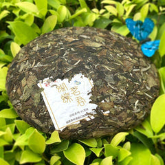 HelloYoung Zhongcha Butterfly High Quality White Tea "Chrysanthemum" White Peony 357g