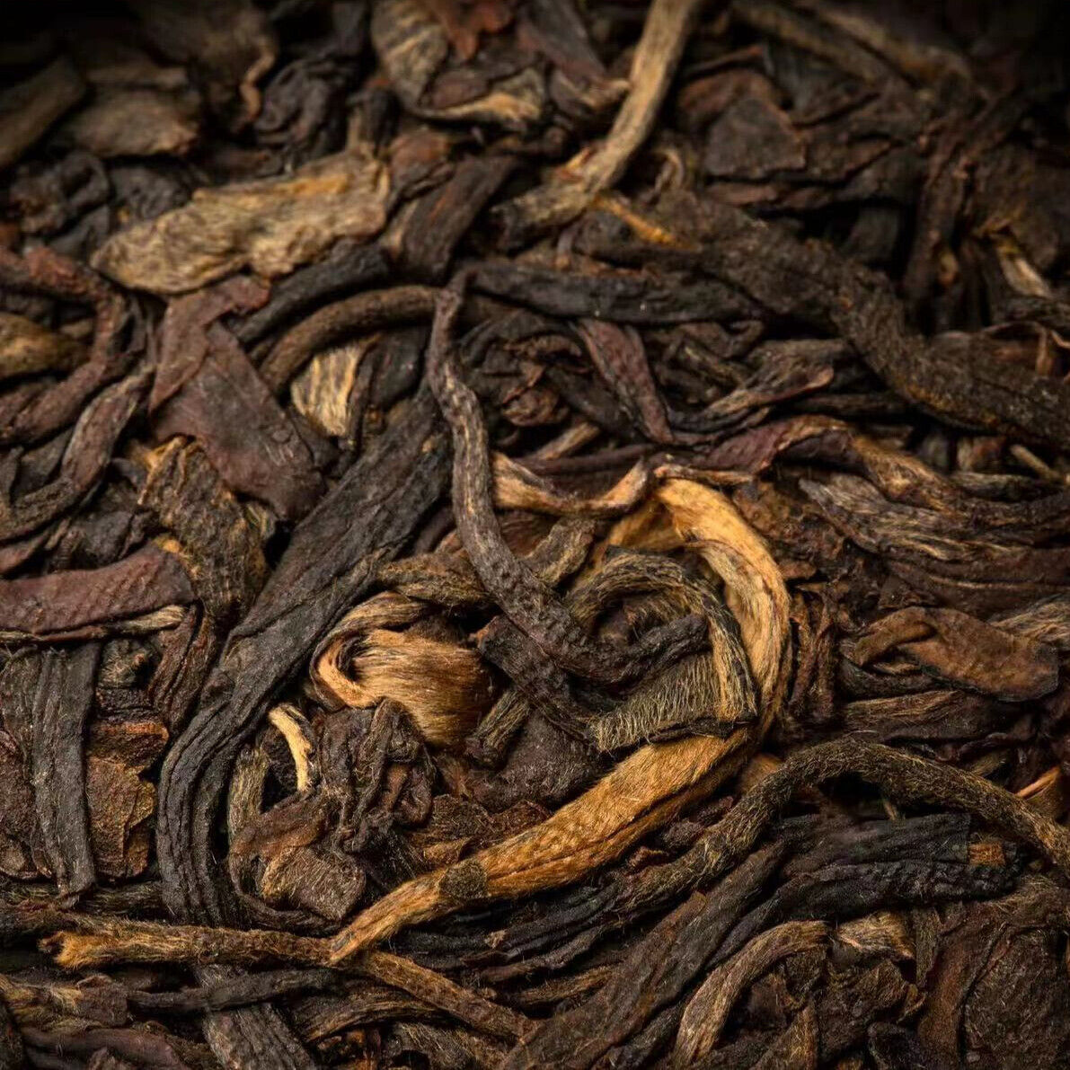 357g Yunnan Old Puerh Tea Cake Laobanzhang Raw Pu'er Cake Tea Pu-erh Tea