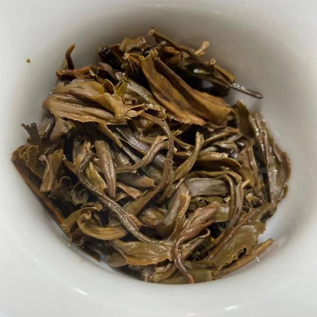357g Yunnan Raw Pu-erh Tea Bulang Old Tree Puerh Tea Cake Aged Pu'er Tea