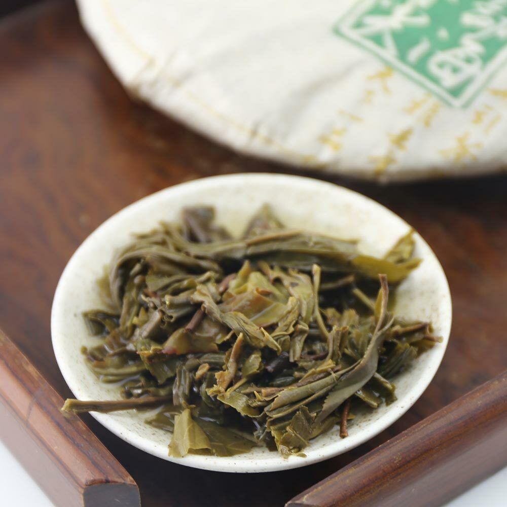 HelloYoung Premium High Quality Sheng Puer Tea Yipintang Menghai Cha Puer Cake 357g