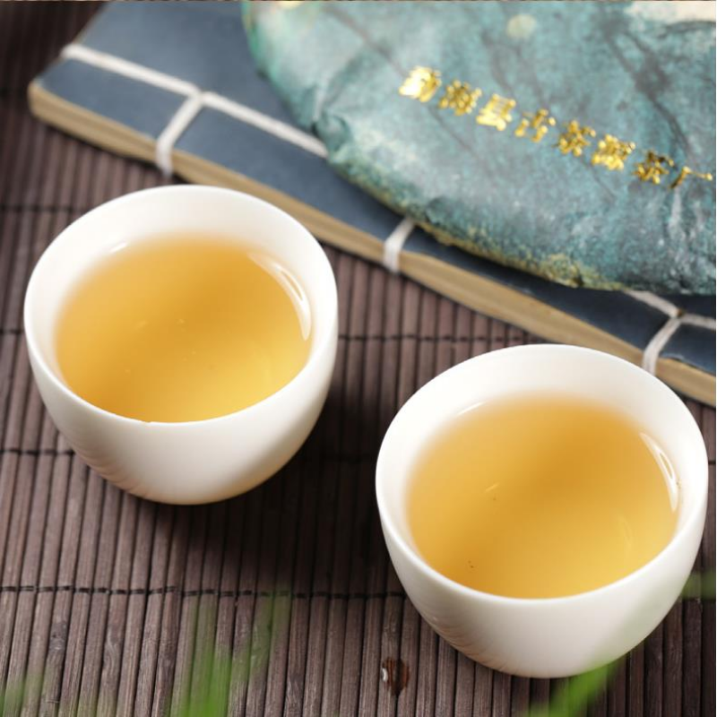 Authentic Laobanzhang Raw Puerh Tea Cake Yunnan Pu'er Qizi Pu-erh Shengcha 357g