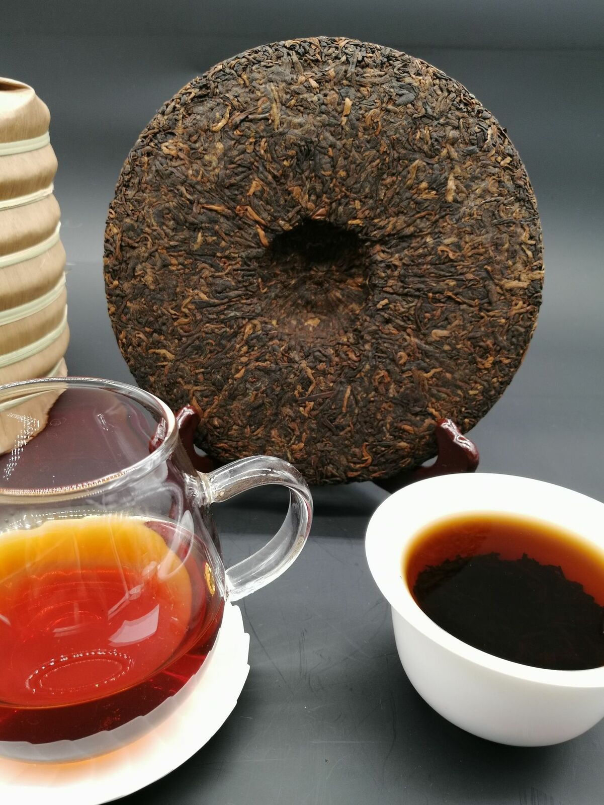 HelloYoung Yunnan Tong Qing Hao Yiwu Mt. Old Tea Puerh Tea Cake Ripe Puer Cooked 357g