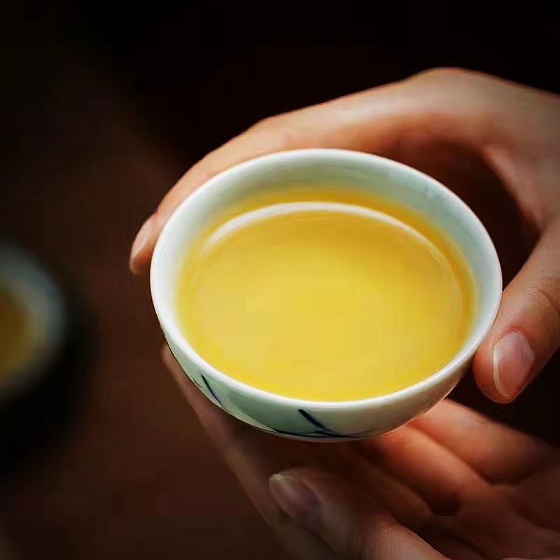 357g Yunnan Raw Puerh Tea Cake Yiwu Aged Pu'er Raw Tea Old Pu-erh Cake Tea