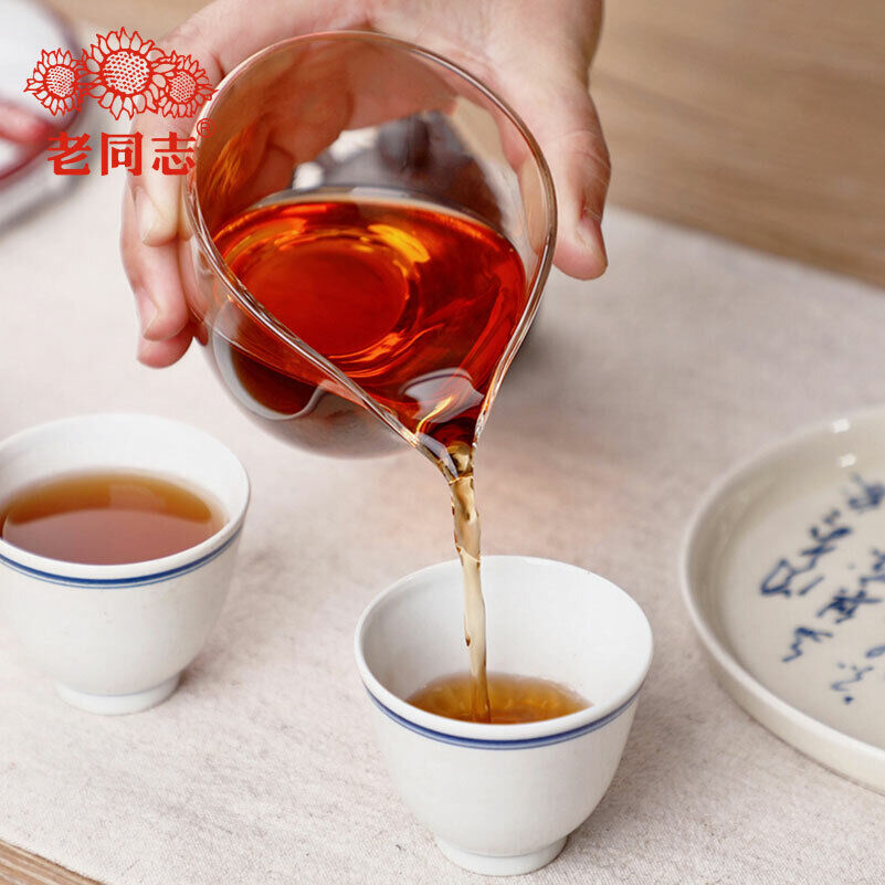 HelloYoung Haiwan 9978 (Batch 221) Old Comrade Shu Puer Chinese Tea Ripe Puerh 357g