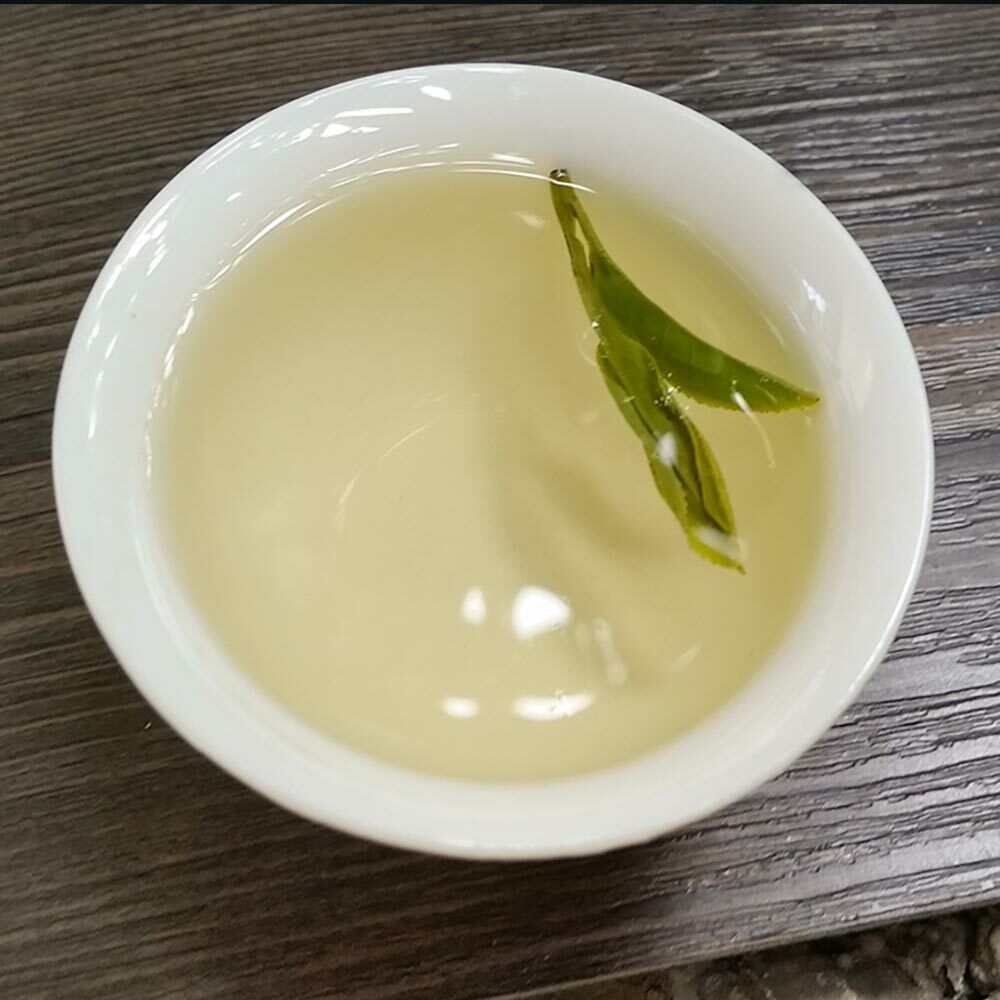 HelloYoung 2023 Xihu LongJing Tea 75g Box Tea Fresh Dragon Well Long Jing Green Tea