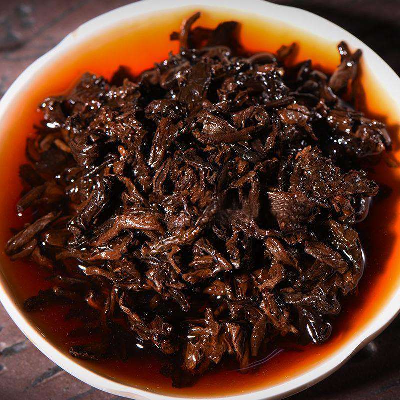 HelloYoung 0532 * Year Menghai Dayi Pu-erh Beeng Ripe Pu'er Tea 357g Expo Gold Award