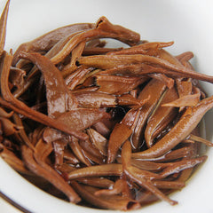 HelloYoung Dian Hong Tea Yunnan Dianhong Black Tea Honey Fragrant Aromatic Golden Bud 357g