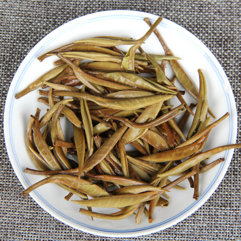 HelloYoung Silver Needle White Tea Ancient Tree Yunnan Moonlight White Single Bud 357g