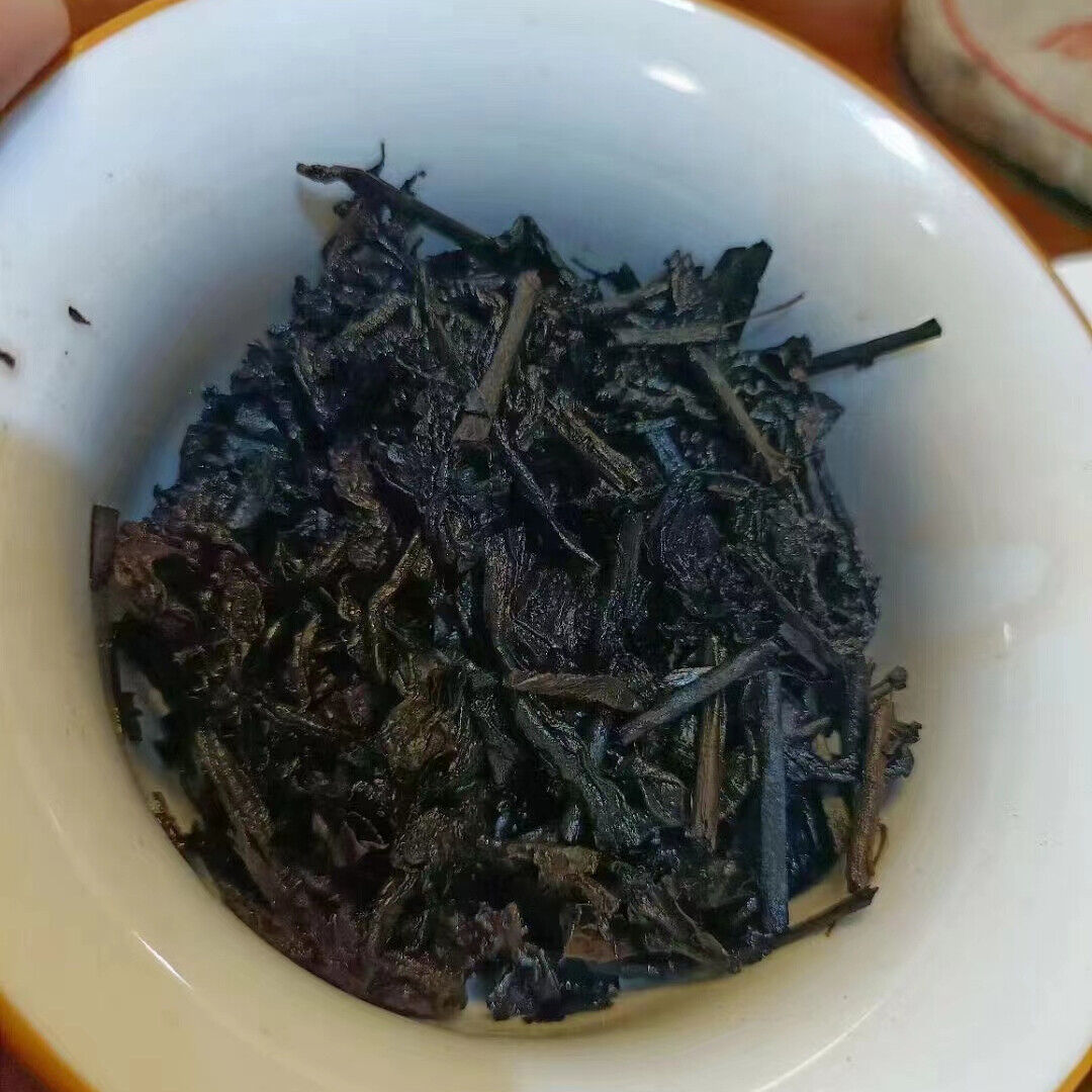 Yunnan Pu'er Old Ripe Tea 2005 Lion Aged Pu-erh Cooked Tea Cake Puerh Tea 400g