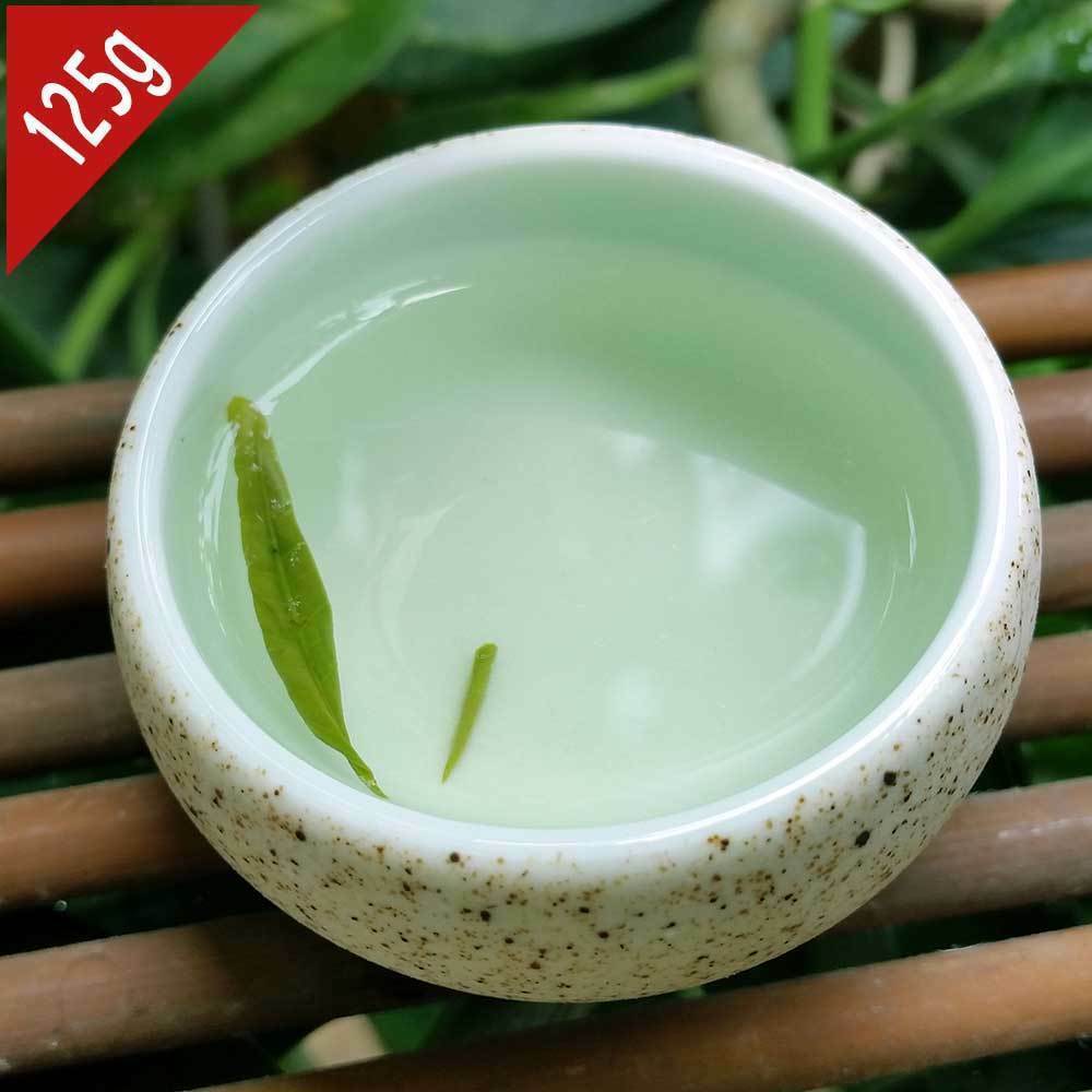 HelloYoung Longjing Tea Chinese Spring Fresh Dragon Well Long Jing 125g Gift Pack