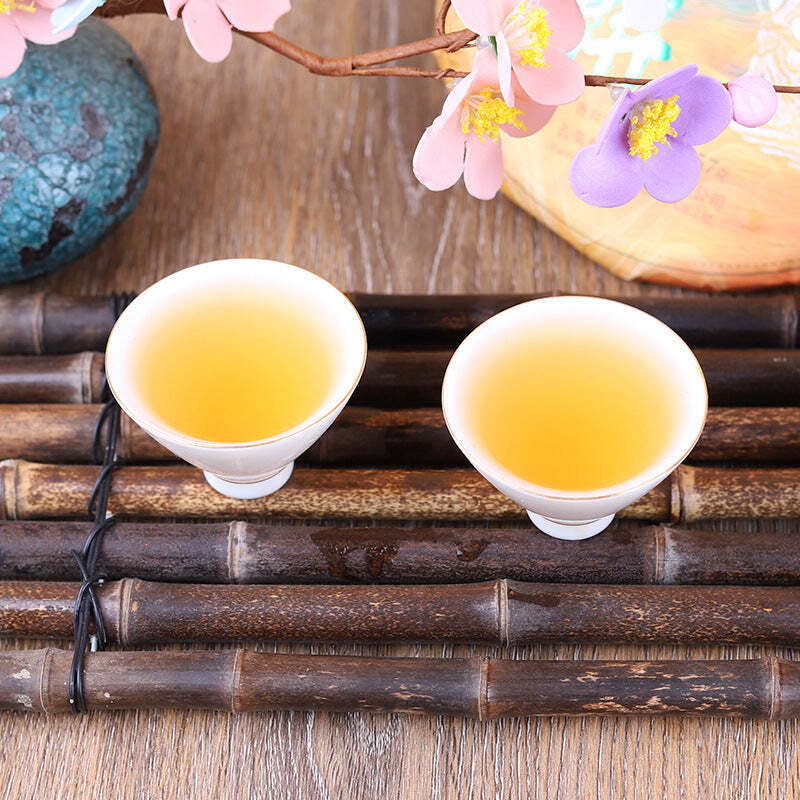 Top Pu-erh Shengcha Menghai Qizi Puerh Raw Tea Cake Yunnan Pu'er Green Tea 357g