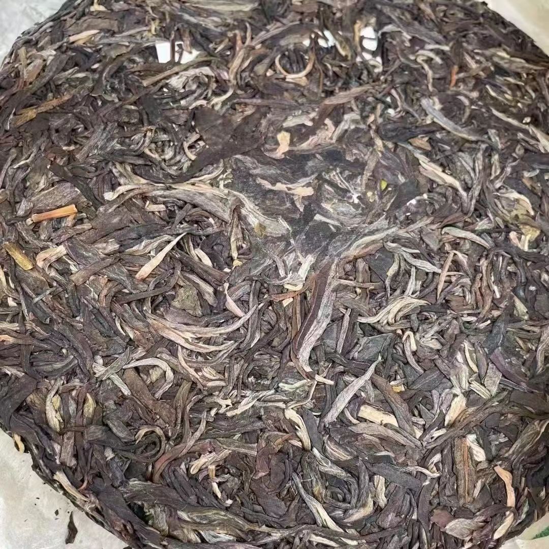357g Yunnan Raw Pu-erh Tea Bulang Old Tree Puerh Tea Cake Aged Pu'er Tea