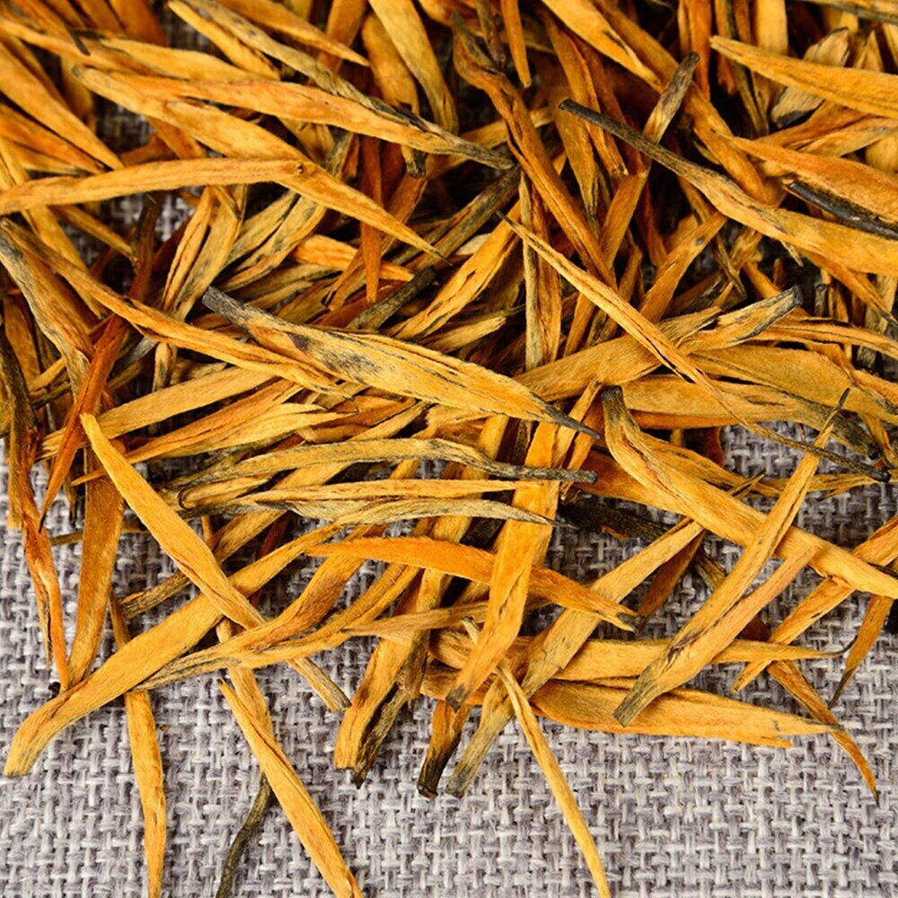 HelloYoung Yunnan Fengqing Big Golden Needle Tea Big Single Bud Black Chinese Tea 100g