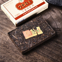 HelloYoung Brick Traditional Craft Tea Classic Cooked Puer Tea 7581 Ripe Puerh Tea 250g