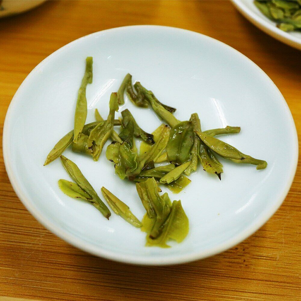 HelloYoung Chinese Xihu Dragon Well Long Jing Longjing Green Tea Lung Ching Tea 100g